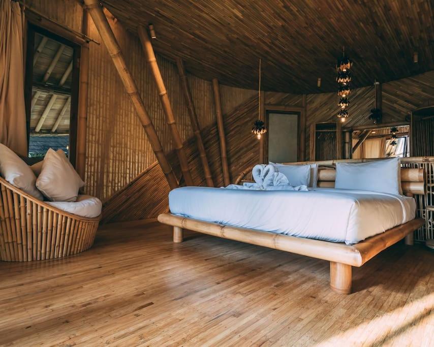 Aura House 2Bds Eco Bamboo House, Pool, River View Bringkit Экстерьер фото