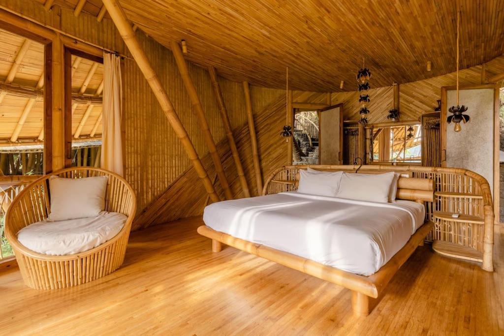 Aura House 2Bds Eco Bamboo House, Pool, River View Bringkit Экстерьер фото