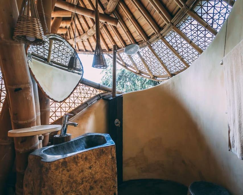 Aura House 2Bds Eco Bamboo House, Pool, River View Bringkit Экстерьер фото